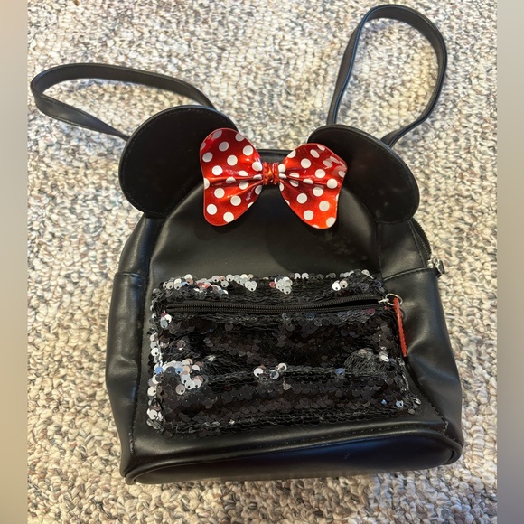 Disney Handbags - Disney Minnie Mouse backpack